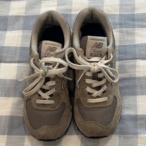 New Balance Classic 574 in Gray